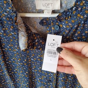 Loft blouse size large nwt
